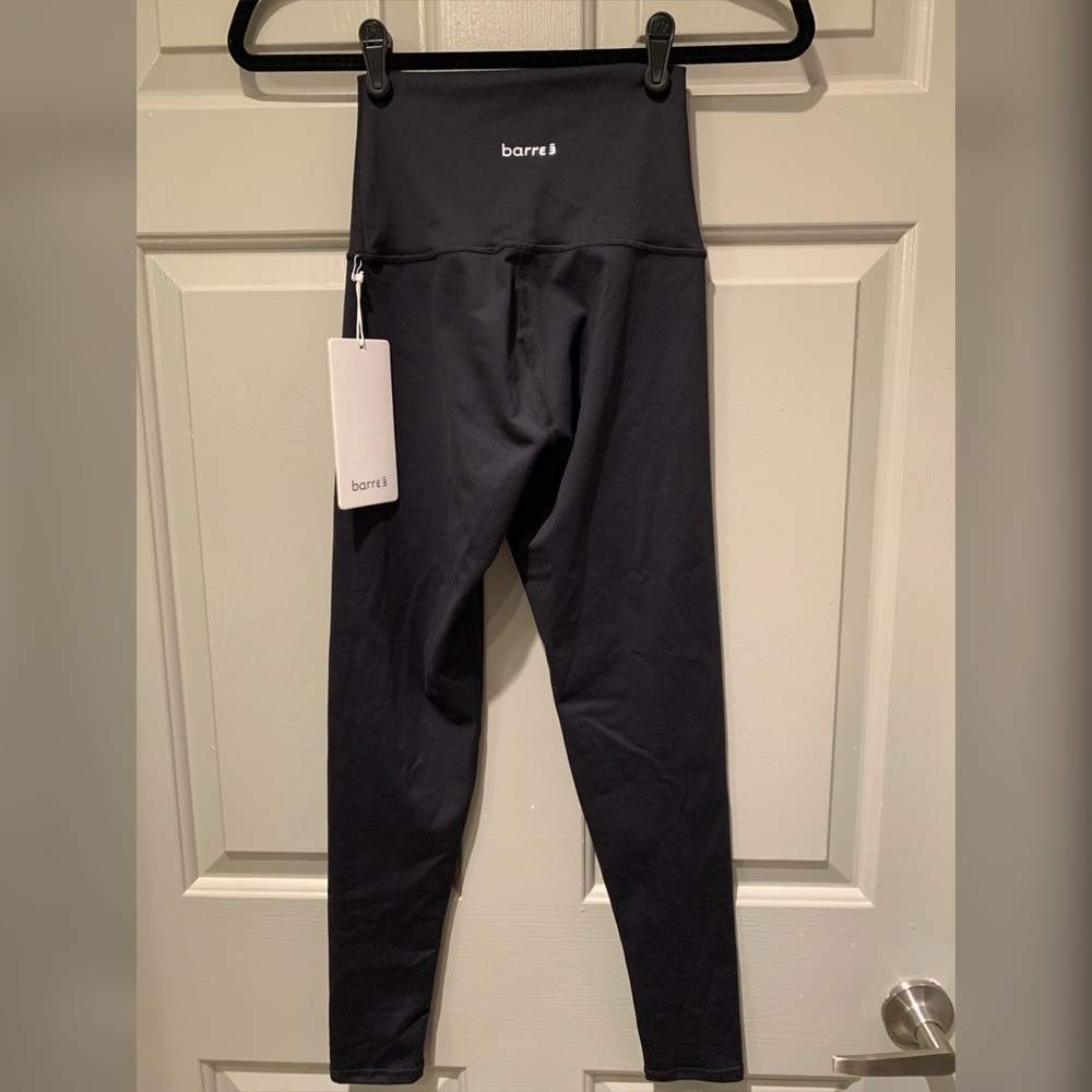 SOLD!! ———BRAND NEW!! Barre3 Black Yoga Leggings